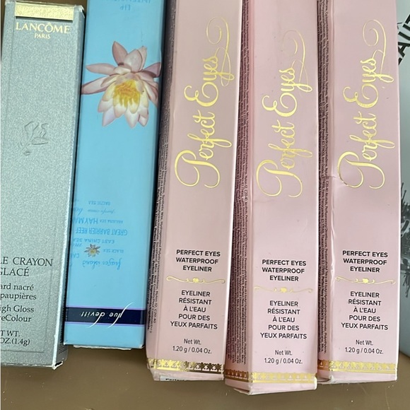 Other - Variety of mostly NWT makeup